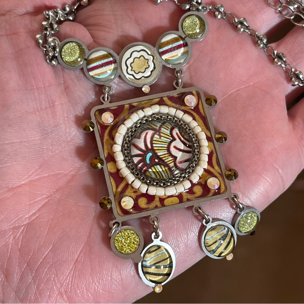 GUVC Estate Multicolor Silver Pendant Necklace with Gold and Red Accents